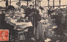 Paris     75     Halles Centrales. Vente Au Détail De Fruits Et Primeurs         (voir Scan) - Lotti, Serie, Collezioni