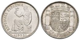 II REPUBLICA. 1 Peseta. 1933 *3-4. Madrid. Cal-1. Ar. 4,98g. EBC+. - Other & Unclassified