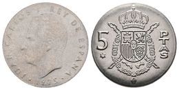 JUAN CARLOS I. 5 Pesetas. 1975. Acuñada Sobre Cospel De Inferior Tamaño Y Algo Cóncavo. 3,67g. EBC+. - Otros & Sin Clasificación