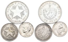 CUBA. Lote Compuesto Por 3 Monedas. 25 Centavos 1953. Km#27, 40 Centavos 1915. Km#14.3 Y 1 Peso 1932. Km#15.2. Ar. MBC-/ - Autres & Non Classés