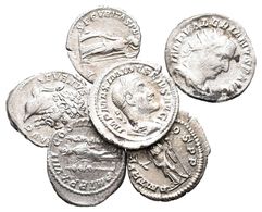 IMPERIO ROMANO. Lote Compuesto Por 6 Denarios. Maximino. Pax Augusti (RIC IV 2), Septimio Severo. Trofeo Militar Con Cau - Other & Unclassified