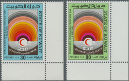 Kuwait: 1981, World Red Cross & Red Crescent Day Complete Set Of Two In A Lot With About 850 Sets In - Koweït