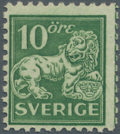 Schweden: 1921, Standing Lion 10öre Green On Toned Paper Four-side Perf. 9¾ With Wmk. Lines In A Lot - Unused Stamps