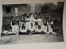 Photographie Des Coeurs Vaillants "Ali Baba" Du Clos Notre-Dame De Chinon (37) En 1955. - Lugares