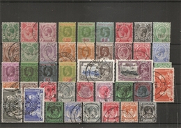 Malacca ( Lot De Timbres Divers Différents à Voir) - Malacca