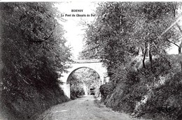 Hornoy Le Bourg. Le Pont Du Chemin De Fer. - Hornoy Le Bourg