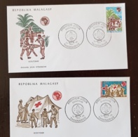 MADAGASCAR Scoutisme, Yvert N° 538+PA 2 Enveloppes Premier Jour, FDC - Cartas & Documentos