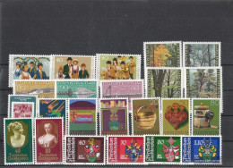 Liechtenstein 1980 Unmounted Mint / Never Hinged Complete Volume In Clean Conservation - Volledige Jaargang