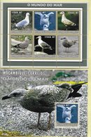 TIMBRES- STAMPS- SELLOS - MOZAMBIQUE / MOÇAMBIQUE -2002- LE MONDE DE LA MER - ALBATROS -SÉRIE TIMBRES ET BLOC NEUFS- MNH - Albatros