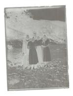 Plaque De Verre ,photographie , 12 X 9 , 2 Scans ,femmes, Frais Fr 2.95 E - Diapositivas De Vidrio