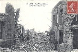 Delcampe - PAS DE CALAIS - 62 - LENS - Rue Victor Picard - Ruines Guerre 14 - Lens