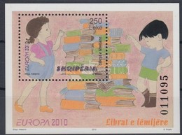 ** 2011 Europa CEPT Gyermekkönyvek Blokk Mi 176 - Otros & Sin Clasificación