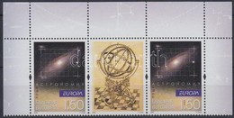 ** 2009 Europa CEPT: Csillagászat ívsarki ívközéprészes Hármascsík Mi 4905 - Autres & Non Classés