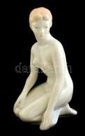 Aquincumi Porcelán Térdelő Akt, Kézzel Festett, Jelzett, Hibátlan, M: 22,5 Cm - Otros & Sin Clasificación