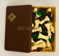 Műanyag Sakkbábú Készlet Sakkos Műanyag Dobozban. / Chess Set - Otros & Sin Clasificación