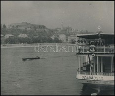 Cca 1950 Budapest, Látkép A Várhegyre, Szabadság Gőzhajó, 21x26 Cm - Altri & Non Classificati