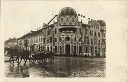 * T2 1928 Eperjes, Presov; Amerikai-Szlovák Bank, Isidor Schönfeld és Adolf Grünfeld üzlete / American-Slovak Bank, Shop - Non Classificati