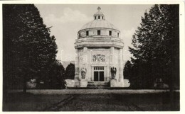 * T2 Krasznahorka-Váralja, Mauzóleum / Mausoleum - Non Classificati
