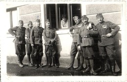 * T2 Erdélyi Bevonulás, Katonák Kitüntetésekkel / Entry Of The Hungarian Troops In Transylvania, Soldiers With Medals, I - Ohne Zuordnung