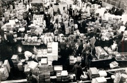 GRANDE PHOTOGRAPHIE : LES HALLES DE RUNGIS PRIMEURS GROSSISTE PHOTOGRAPHE 94 VAL-DE-MARNE 29 X 20 CM - Rungis