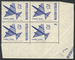 ARGENTINA: GJ.1434, 1967 78P. Stylized Airplane, Corner Block Of 4 Stamps, With VARIETY: The Corner Stamp Is Partially U - Airmail