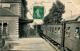 N°65023 -cpa Bléré -la Gare- - Gares - Avec Trains
