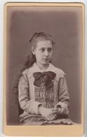 CDV Photo Originale XIXème Jeune Fille Par Delintraz Cdv 2560 - Alte (vor 1900)
