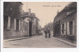 CPA 89 SERGINES Rue Des Treilles - Sergines