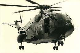 031018 - PHOTO HELICOPTERE MILITARIA ARMEE DE L'AIR MARINE N°22 En Vol (b) - Helicopters