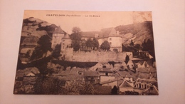 Carte Postale ( I 4 ) , Ancienne De Chateldon , Le Chateau - Chateldon