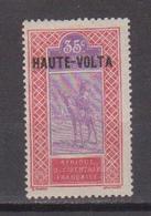 HAUTE VOLTA      N°  YVERT  :    10      NEUF AVEC  CHARNIERES      (  CH 41   ) - Unused Stamps