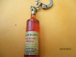 Porte-clé Publicitaire/Spiritueux/MACKINLAYS/ Old Scotch Whisky/   Plastique/Vers 1960-1970  POC381 - Porte-clefs