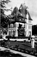 78. CPSM. CROISSY SUR SEINE. Chateau, Série Nos Plus Beaux Jardins De L'ile De France. 1945. - Croissy-sur-Seine