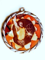 Medal Basketball From Lithuania Sport - Uniformes, Recordatorios & Misc