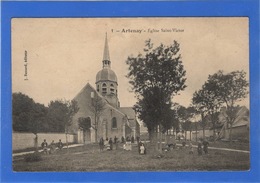 45 LOIRET - ARTENAY Eglise Saint-Victor, Roulotte - Artenay