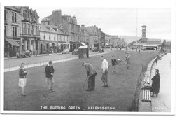 REAL PHOTO POSTCARD - HELENSBURGH - THE PUTTING GREEN   --  B305 - Dunbartonshire