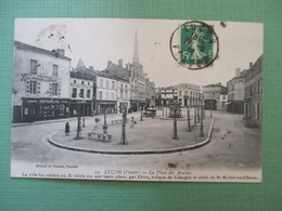 Delcampe - CPA 85 LUCON LA PLACE DES ACACIAS COMMERCE IMPRIMERIE - Lucon