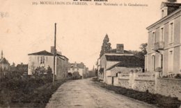 Mouilleron En Pareds : Rue Nationale Et La Gendarmerie - Mouilleron En Pareds