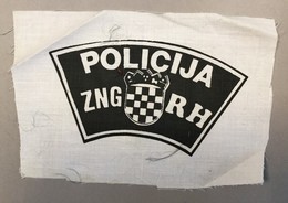 CROATIA   PATCH   INSIGNE     POLICE  POLICIJA ZNG-RH  RARE!!!!!!!!!!!! - Ecussons Tissu
