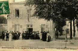 91...essonne....montgeron.....une Noce A La Mairie...place Rottembourg - Montgeron