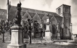 St Pierre Du Chemin : Place Du Souvenir - L'Hermenault