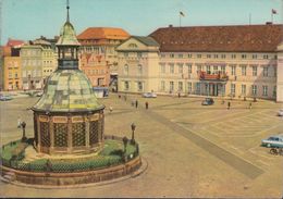 D-23966 Wismar - Marktplatz Mit Wasserkunst - Cars - Wismar