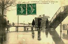 94...val De Marne......alfortville......inondations 1910..le Quai Vers La Passerelle - Alfortville
