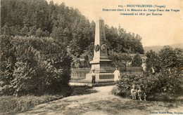 CPA - BROUVELIEURES (88) - Aspect Du Monument Aux Morts De La Guerre De 1870 - Brouvelieures