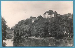 PESMES - Le Château Et Les Bords De L'Ognon - Photo Véritable Circulé 1957 - Pesmes