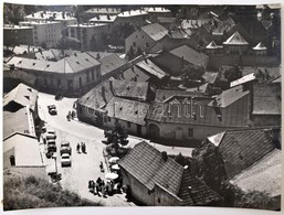 Cca 1966 Péter Tamás: Háztetők Napfényben, Feliratozott Vintage Fotó, 30x40 Cm - Andere & Zonder Classificatie