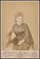 Cca 1869 Stégmüller Mária (női Gazdasági Iskola Igazgatónője) Portréja Kabinetfotó Méretben,  Borsos József Pesti Műterm - Autres & Non Classés