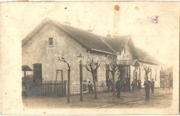 T2/T3 1924 Türje, Vasútállomás, Vasutasok. Photo (fl) - Non Classés