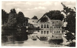 T2 Losonc, Lucenec; Csónakázó Tó, Csónakázó Pavilon. Kiadja Fenyves Andor / Rowing Lake And Pavilion - Non Classés