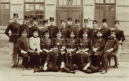 T2 1907 Osztrák-magyar Katonai Tisztikar Csoportképe Újvidéken / Austro-Hungarian K.u.K. Military Officers Group Photo A - Non Classés